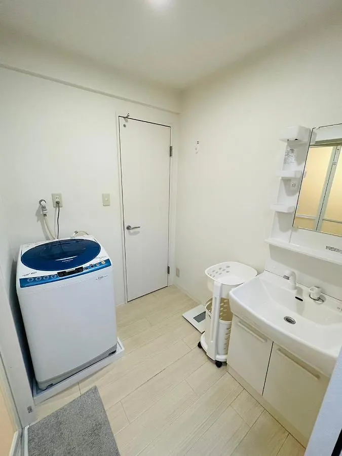 Apartment Studio Yonegahama L 米が浜通 Yokosuka